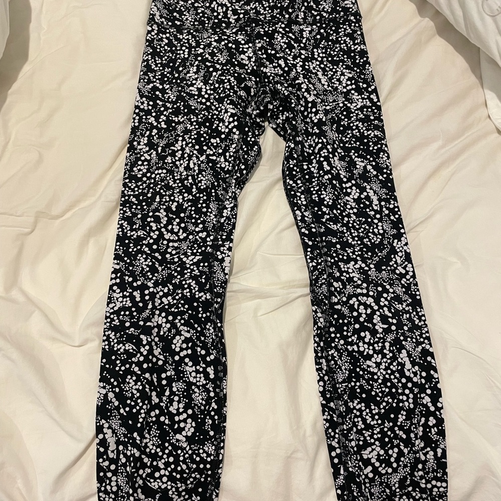 Lululemon leggings sz 4